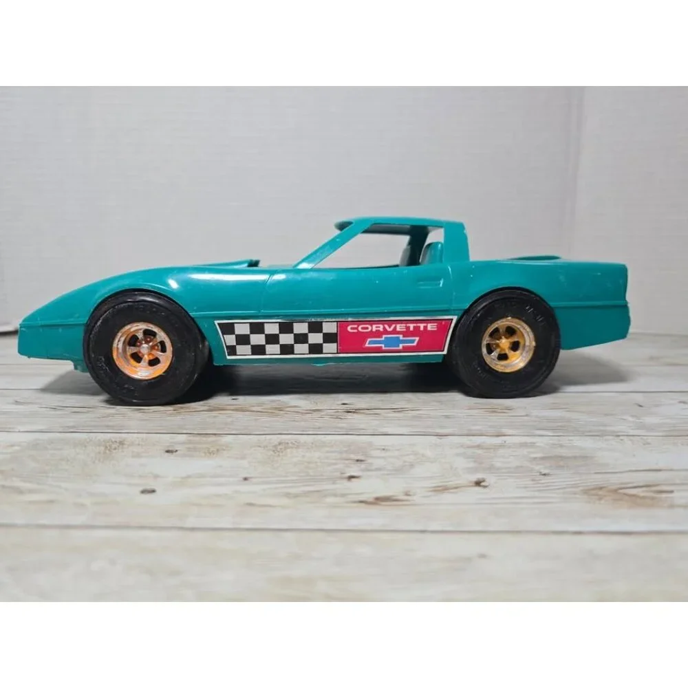 Vintage‎ 1980s Tootsie Toys Green Corvette Strombecker Corp Trac Masters USA